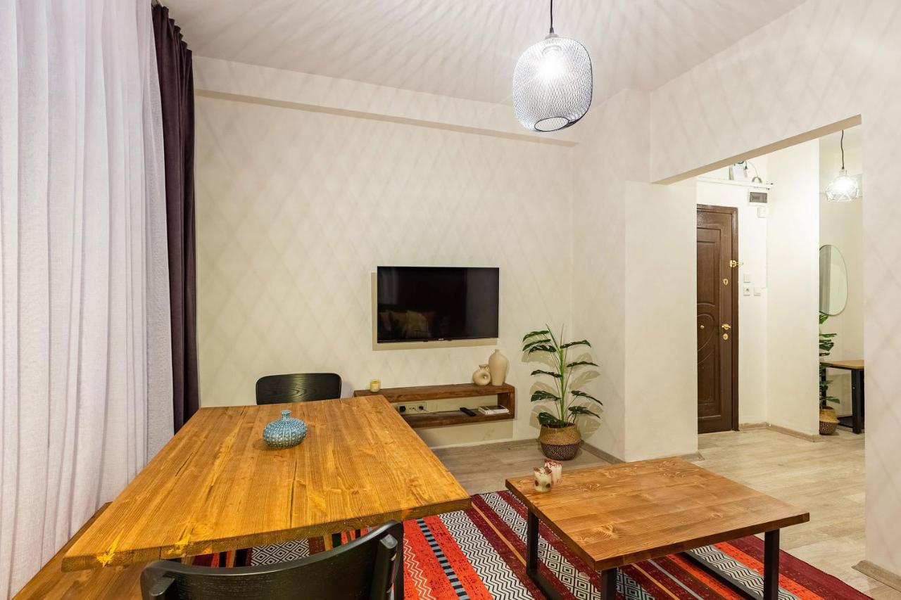 Апартаменты Modern Flat 5-Min Walk To Taksim Square In Beyoglu Стамбул Экстерьер фото